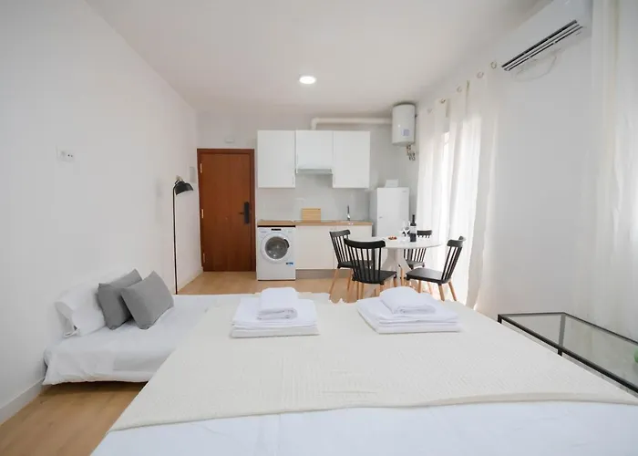 For You Rentals Encantador Y Unico Estudio Temporal En Tetuan Madrid Mlu1º1